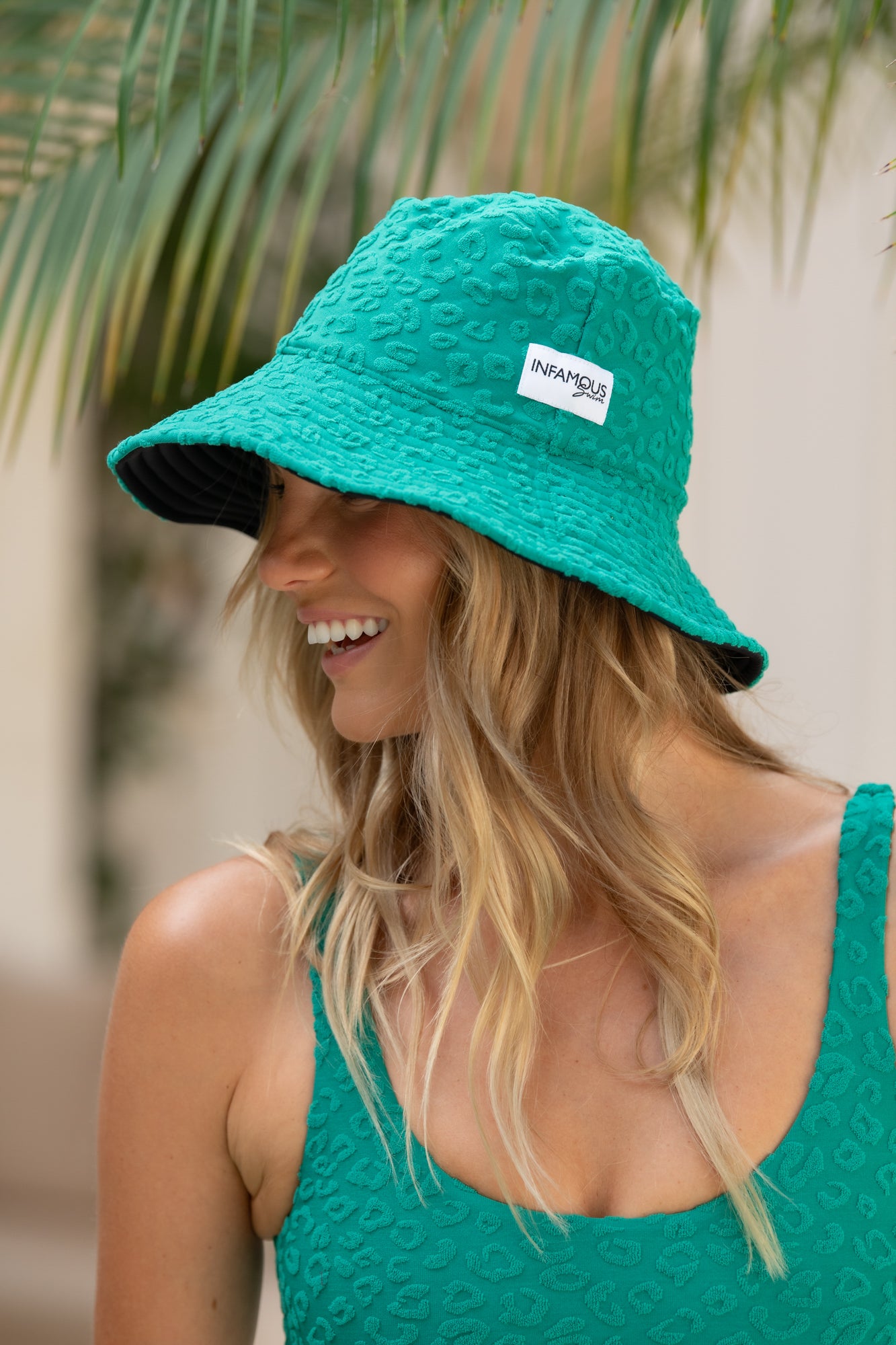 Daisy Swim Hat Adult - Textured Leopard Kiwi