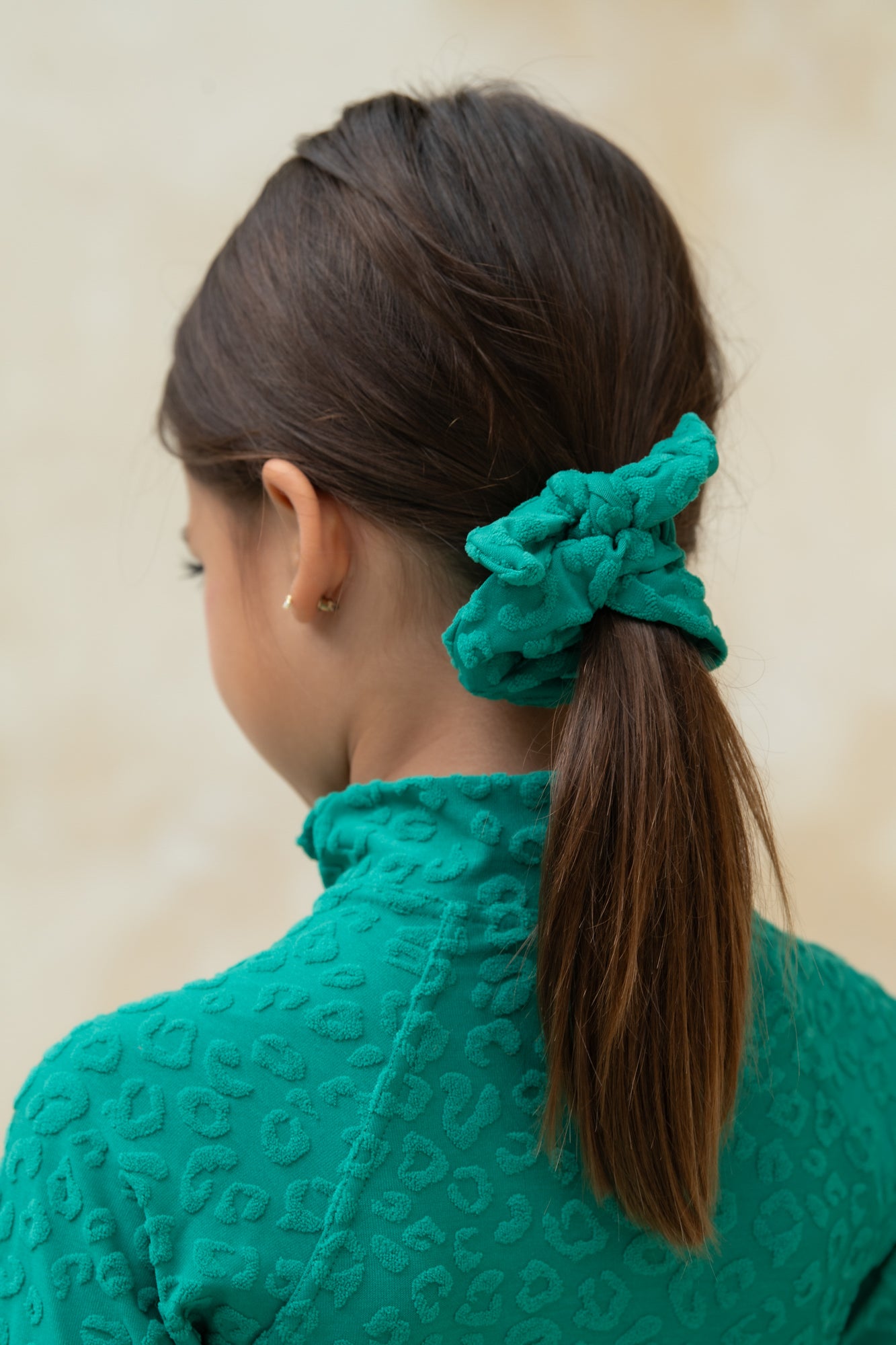 Mini Mimi Scrunchie - Textured Leopard Kiwi