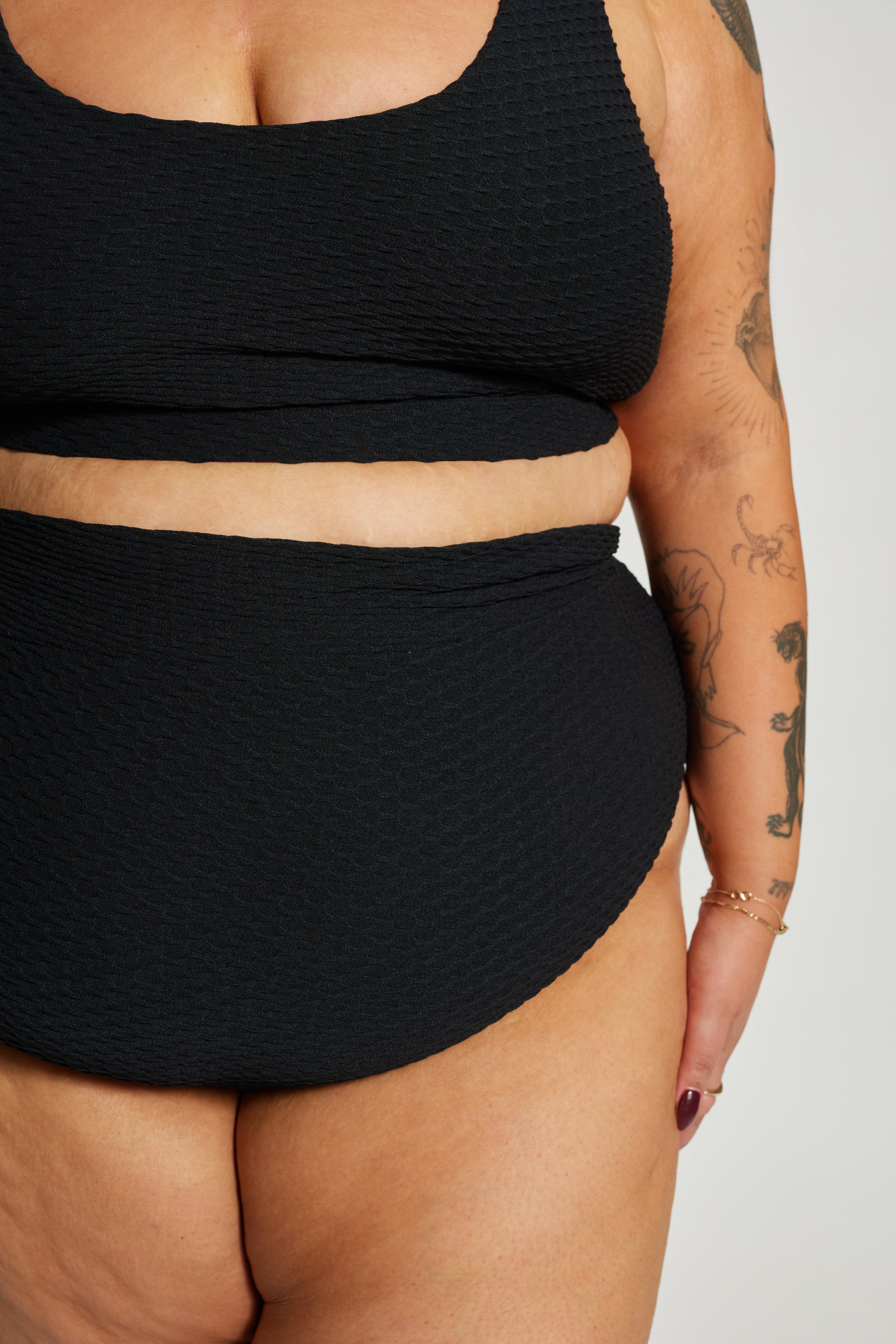 Ginger Bikini Bottom Curve - Black Waffle