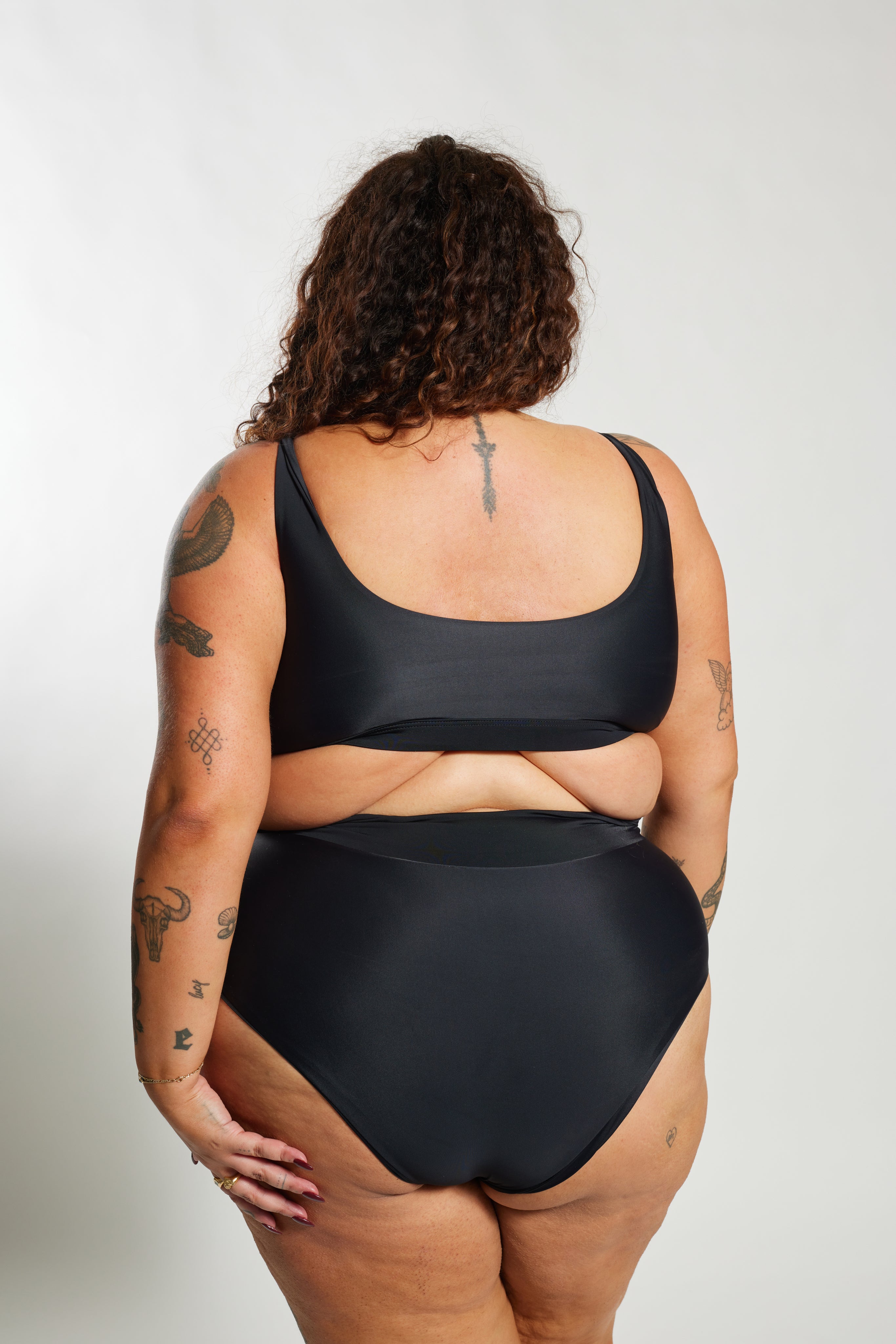 Ginger Bikini Bottom Curve - Black on Black