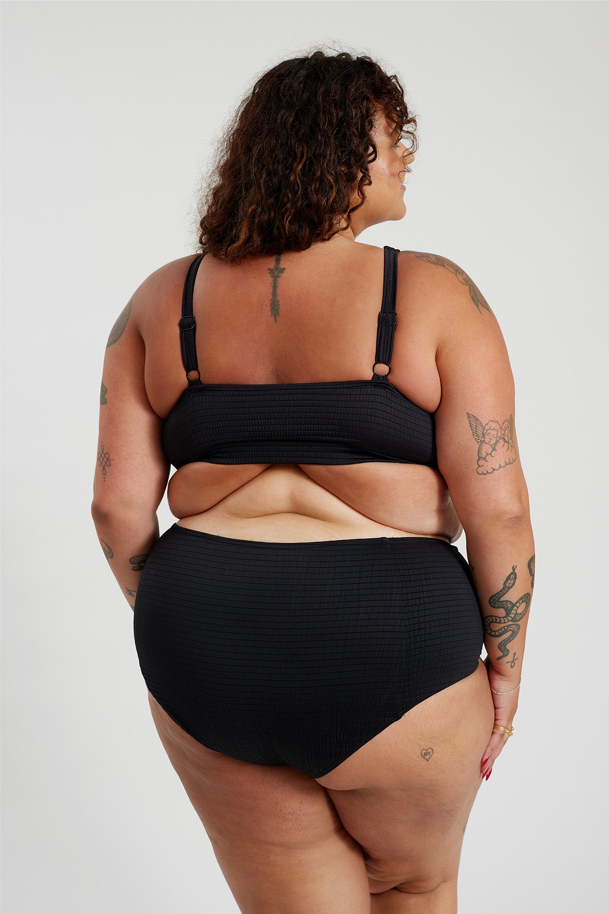 Penelope Bikini Bottom Curve - Black Runch