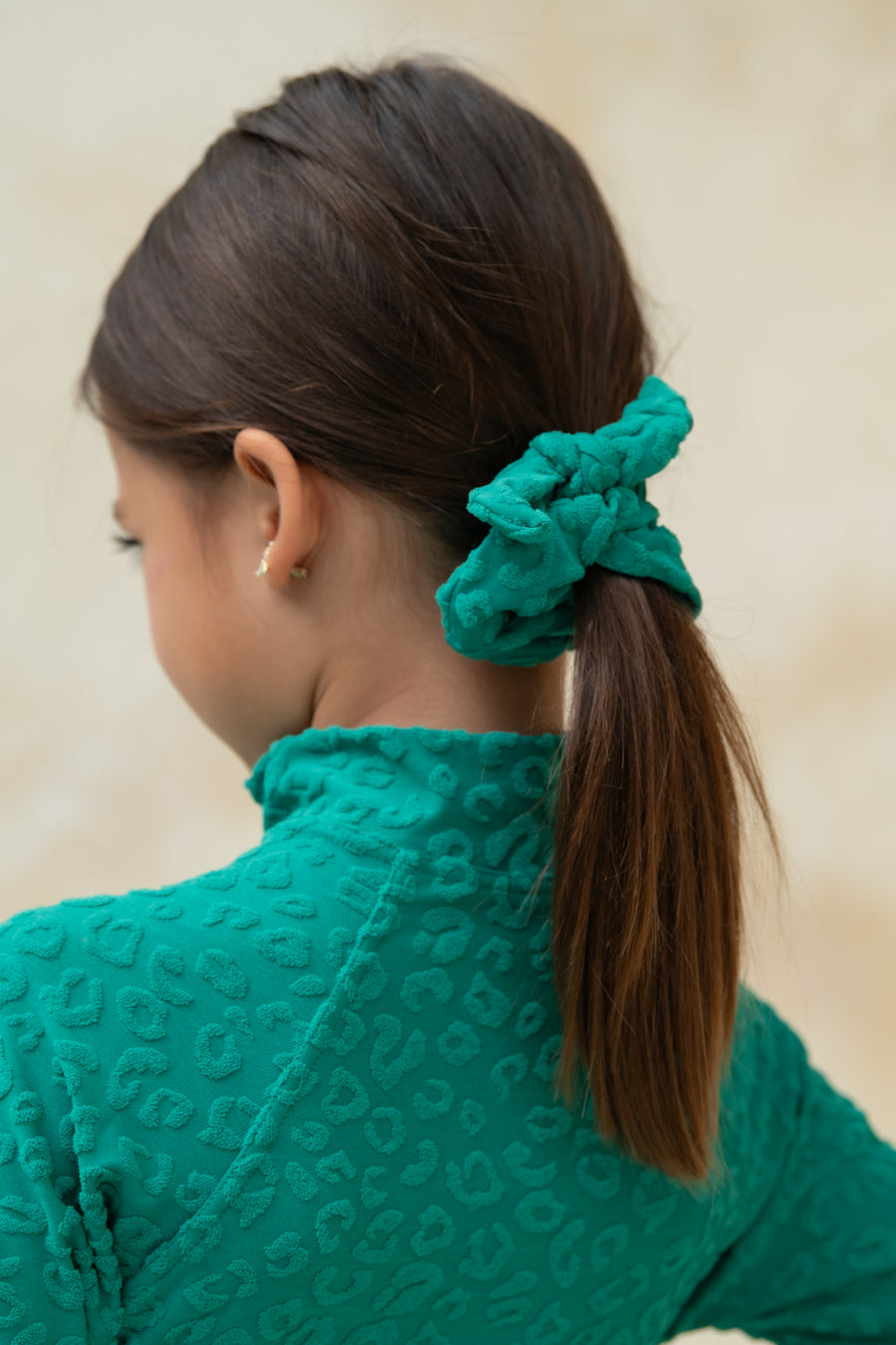 Mini Mimi Scrunchie - Textured Leopard Kiwi