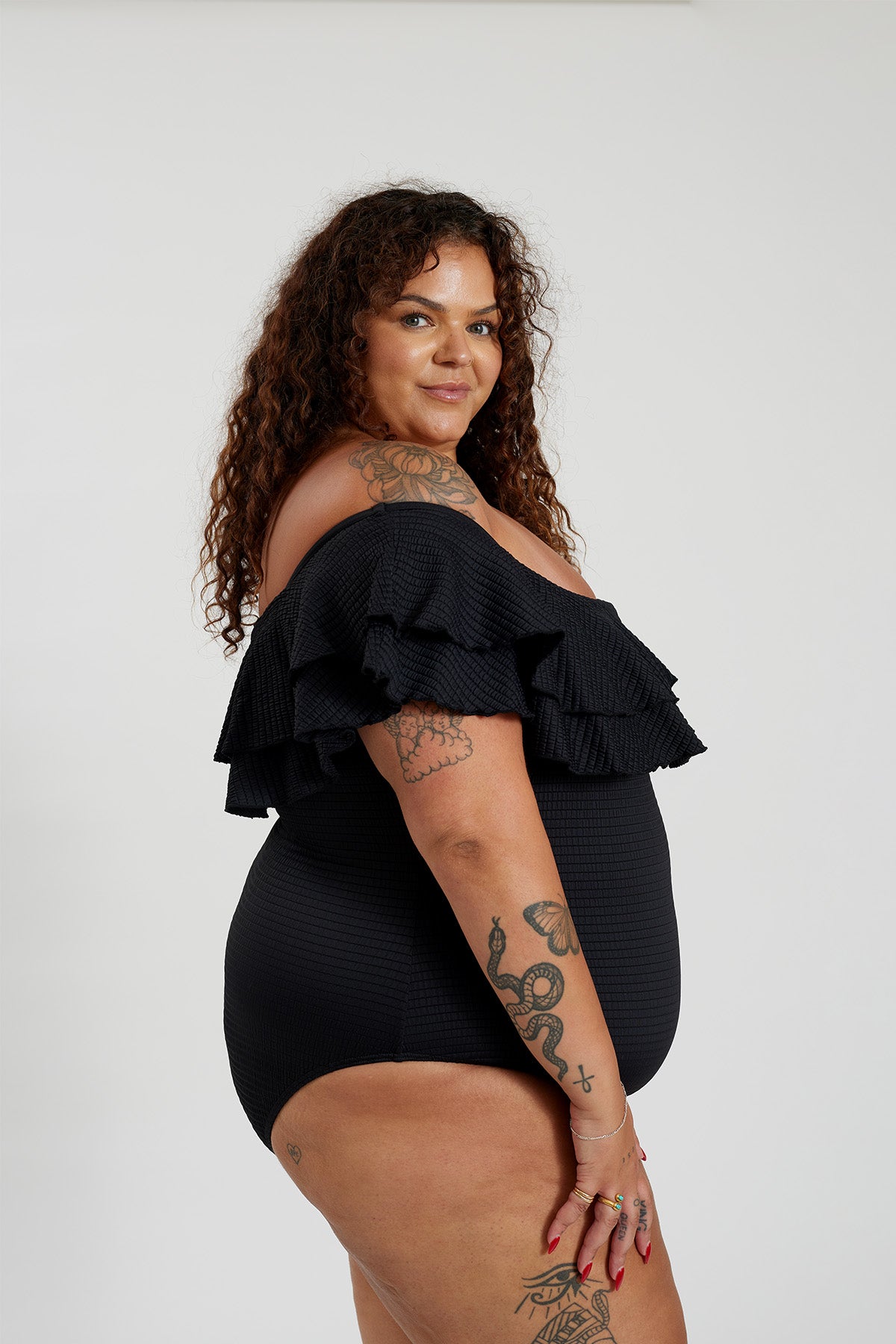 Miranda 02 One Piece Curve - Black Runch