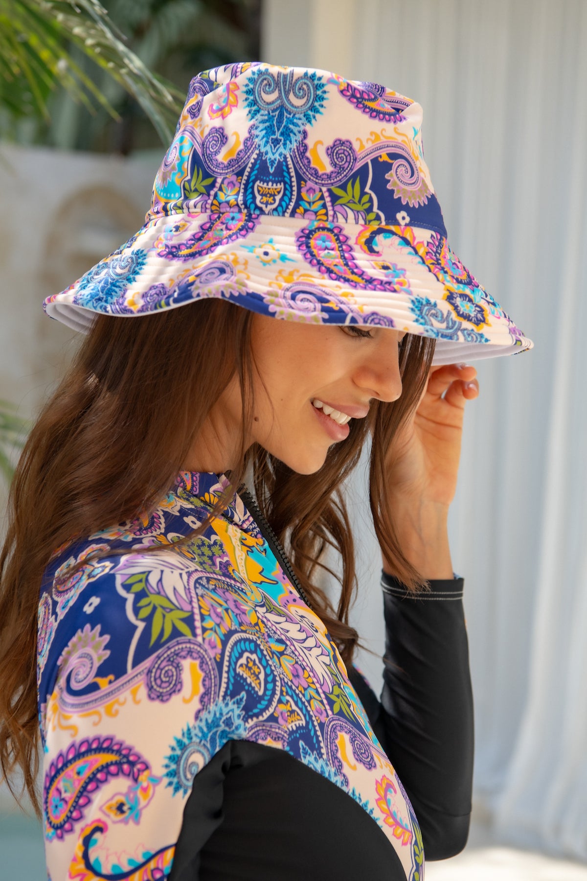 Daisy Swim Hat Adult - Peacock Swirls